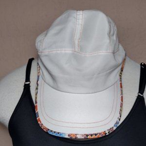 Pistil White with Colored Trim Cap